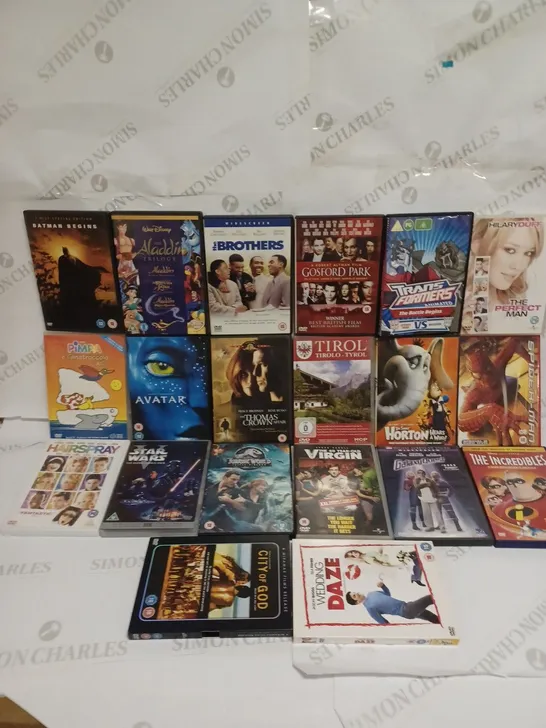 LOT TO CONTAIN 20 X ASSORTED FILMS & DVD'S, INCLUDES SPIDERMAN, AVATAR, BATMAN, STAR WARS ETC 