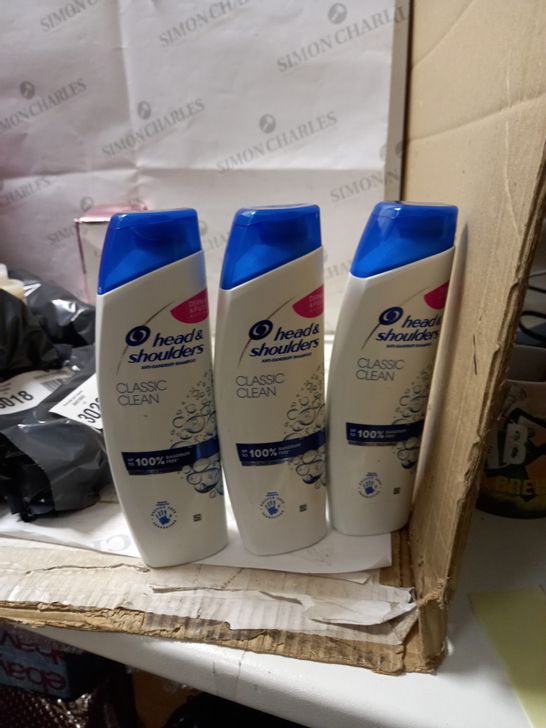 LOT OF 3 HEAD AND SHOULDERS CLASSIC CLEAN DERMA PURE ACTION SHAMPOO