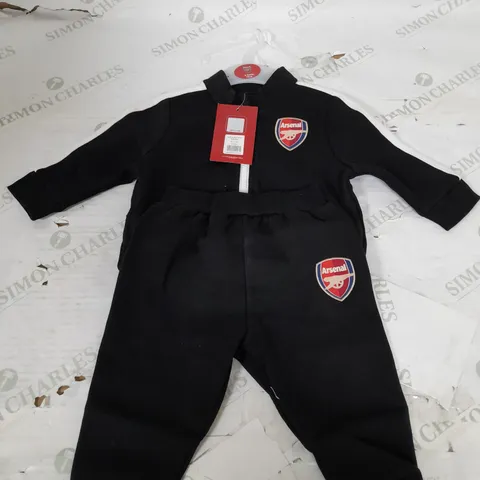 ARSENAL FC TRACKSUIT SIZE 6-9 MONTHS