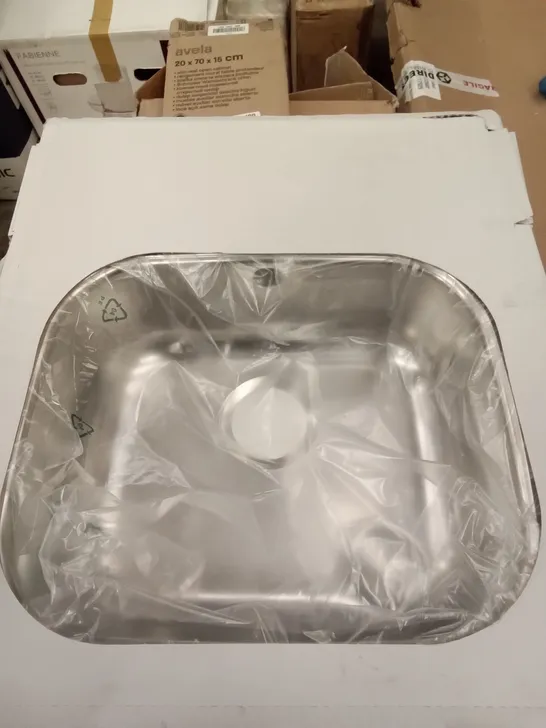 PACKAGED SAGAN 1 BOWL AND DRAINER SINK 