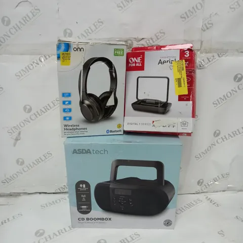 APPROXIMATELY 20 ASSORTED ITEMS TO INCLUDE CD BOOMBOX, WIRELESS HEADPHONES, HDTV INDOOR AERIAL ETC. 