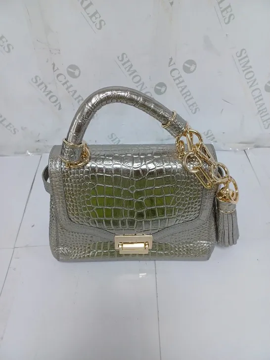 JULIAN MACDONALD HANDBAG IN SILVER/GOLD 