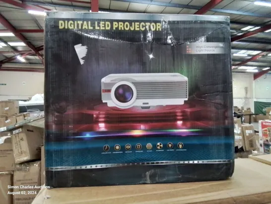 BOXED DIGITAL LED PROJECTOR WITH HIGH CONVERGENCE LIGHT SOURCE 