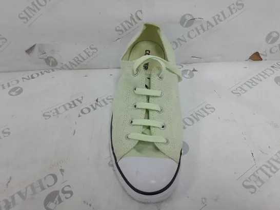 PAIR OF CONVERSE ALL STARS IN LIME GREEN - UK 8