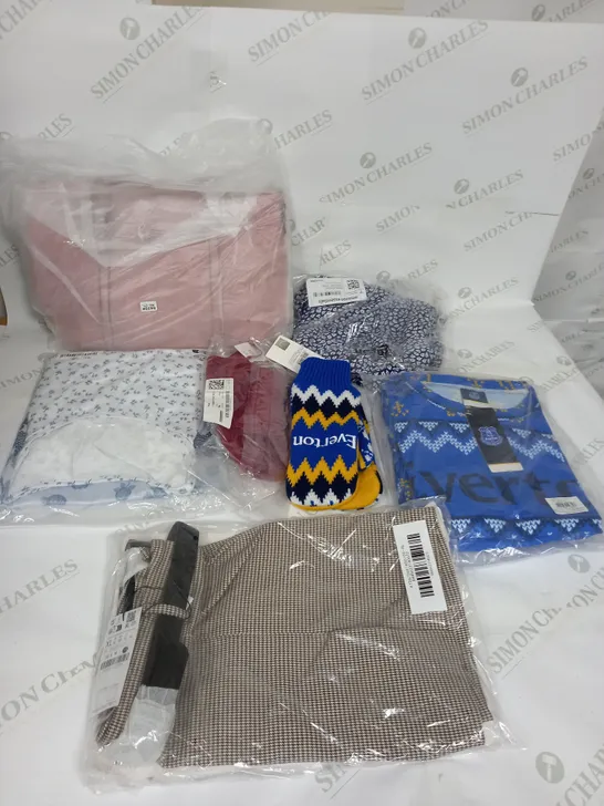 LARGE BOX OF ASSORTED CLOTHING ITEMS IN VARIOUS COLOURS AND SIZES INCLUDING TROUSERS , TOPS AND JUMPERS 