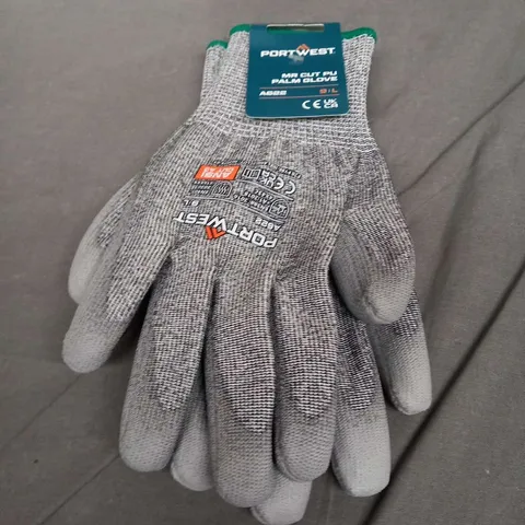 THREE PAIRS OF PORTWEST MR CUT PU PALM GLOVES 9L