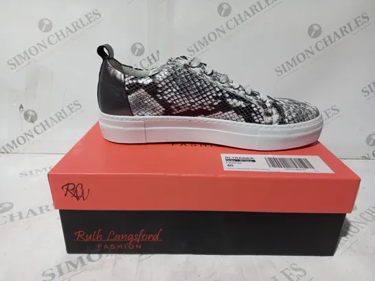 BOXED PAIR OF RUTH LANGSFORD TRAINERS WITH ZIP DETAIL IN GREY SNAKE UK SIZE 7