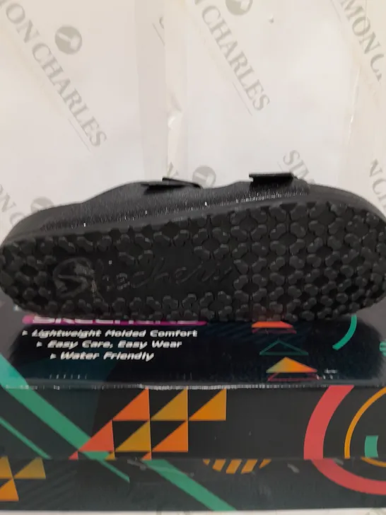 SKECHERS CALI GEAR SLIDE SANDAL BLACK SIZE 7