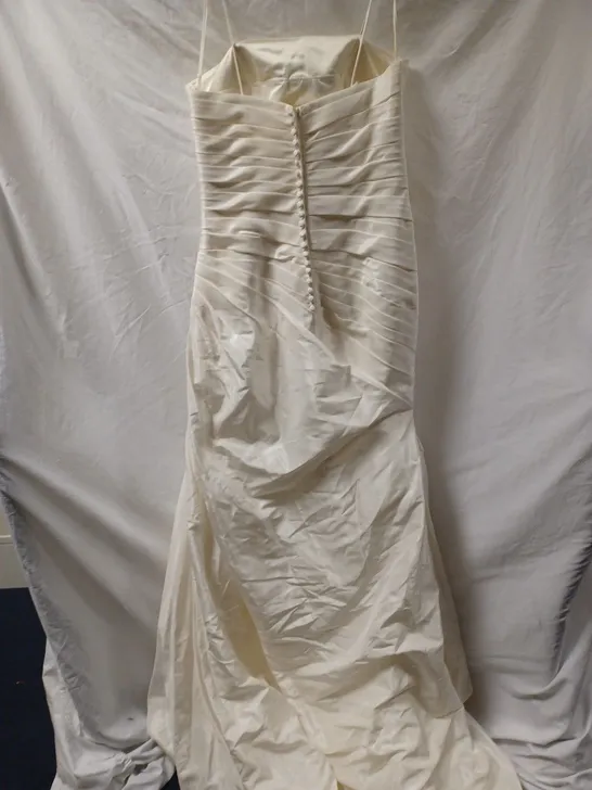 VICTORIA JANE BY RONALD ROYCE ANDREA WEDDING DRESS, IVORY - SIZE 16 