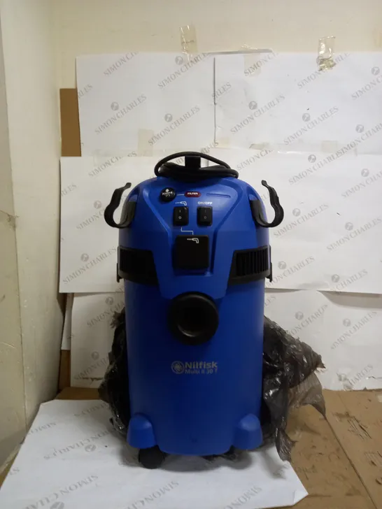 NILFISK MULTI LL 30T WET AND DRY VACUUM CLEANER