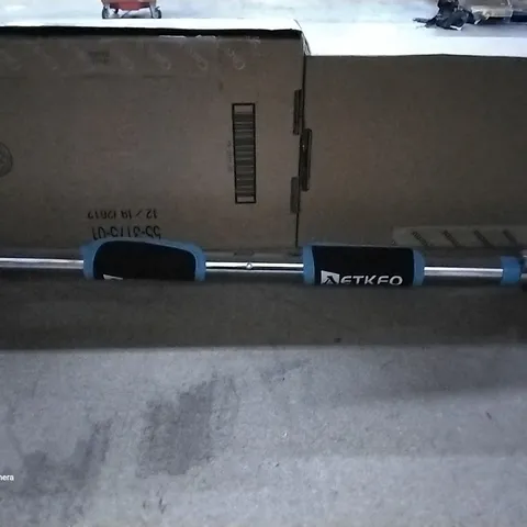 NON-SLIP PULL UP BAR