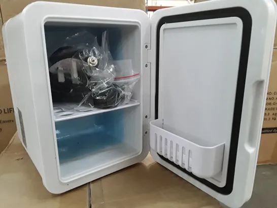 BOXED 12V MINI FRIDGE MODEL LL-4AL