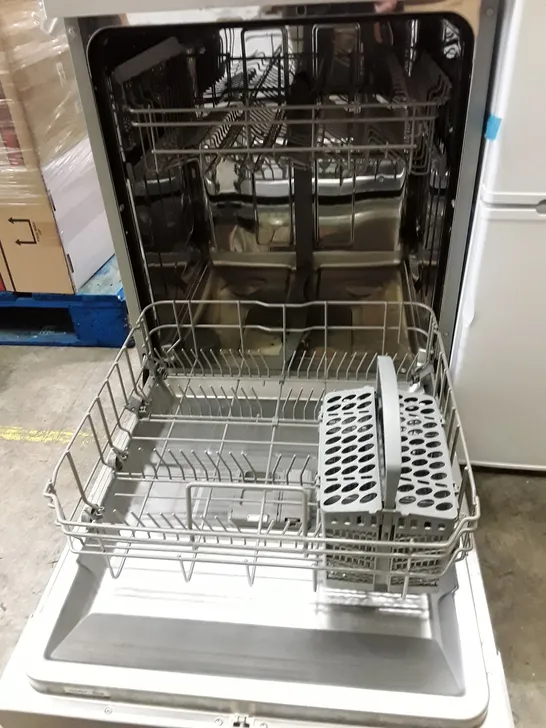 COMFEE' FREESTANDING DISHWASHER STAINLESS STEEL - COLLECTION ONLY 