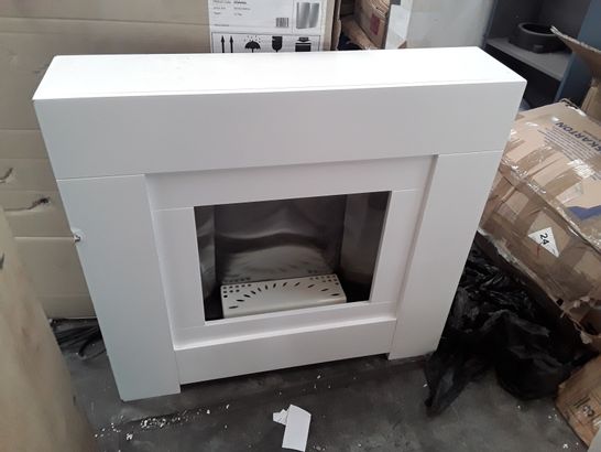 DESIGNER ELECTRIC FIREPLACE WITH WHITE SURROUND