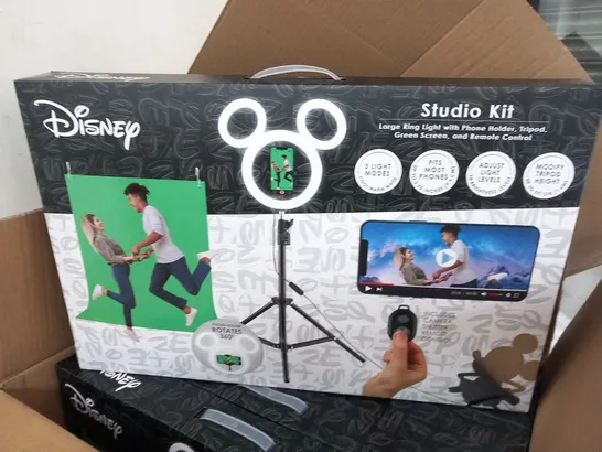 BRAND NEW BOXED DISNEY STUDIO KIT