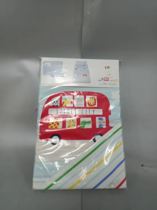 MOTHERCARE ON THE ROAD DUVET COVER SET COT / TODDLER BED FUNKY CAR BUS ROAD 