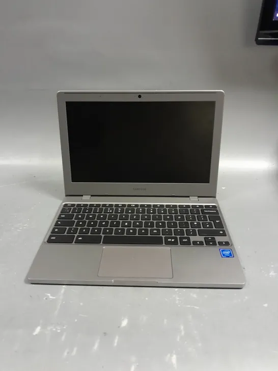 SAMSUNG CHROMEBOOK XE310XBA