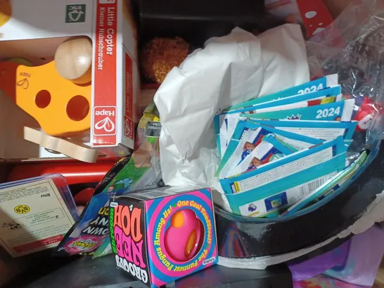 BOX OF APPROXIMATELY 10 ASSORTED TOYS AND GAMES TO INCLUDE WHO WANTS TO BE A MILLIONAIRE, DOBBLE, UNO, ETC