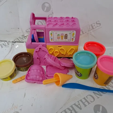 PLAY-DOH PEPPA'S ICE CREAM PLAY-SET