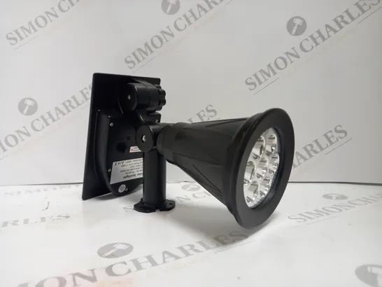 BOXED SOLAR SPOTLIGHT TS-G0102