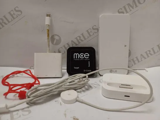 LOT OF APPROX 5 ASSORTED ELECTRICAL ITEMS TO INCLUDE APPLE WATCH CHARGER, LG POWERBANK, APPLE UNIVERSAL DOCK A1256, ETC 