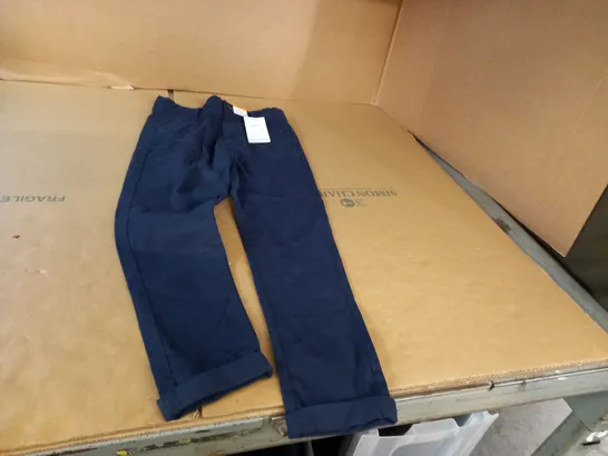 PAIR OF SMART CASUAL TROUSERS SIZE 10/11 YEARS