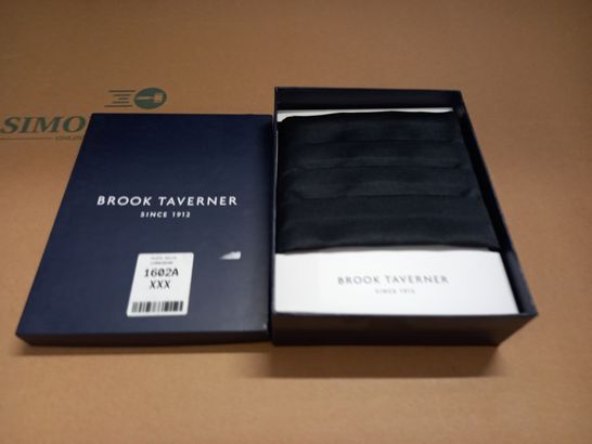 BOXED BROOK TAVERNER PLAIN SATIN CUMMERBUND - 1602A
