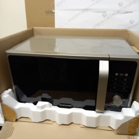 SAMSUNG 23 LITRE MICROWAVE OVEN SILVER 