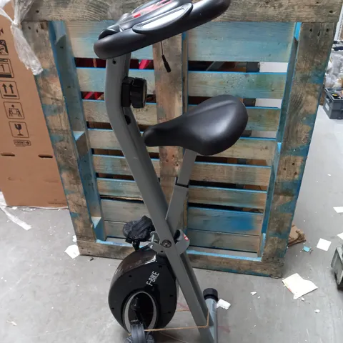 ULTRASPORT FOLDABLE EXERCISE BIKE WITH HAND PULSE SENSORS - COLLECTION ONLY