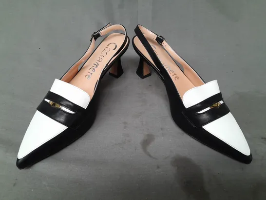 BOXED PAIR OF CASTAMERE POINTED TOE SLINGBACK HEELS IN BLACK/WHITE EU SIZE 40.5