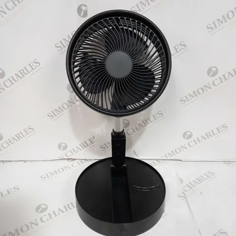 BOXED BELL & HOWELL RECHARGEABLE EXTENDABLE DESK & FLOOR FAN, BLACK