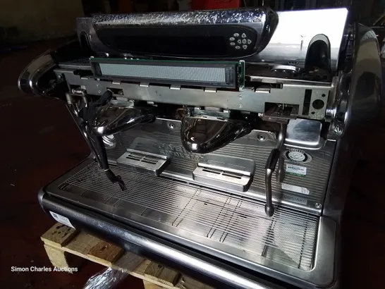 FAEMA EMBLEMA 2 STATION ESPRESSO ITALIANO GIUGIARO COFFEE MACHINE