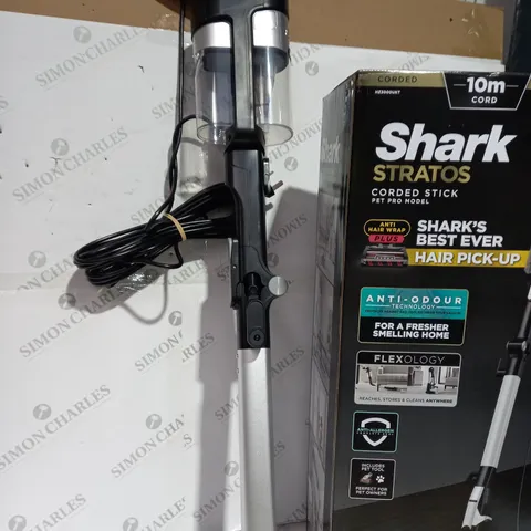 BOXED SHARK STRATOS ANTI HAIR WRAP PET PRO VACUUM CLEANER