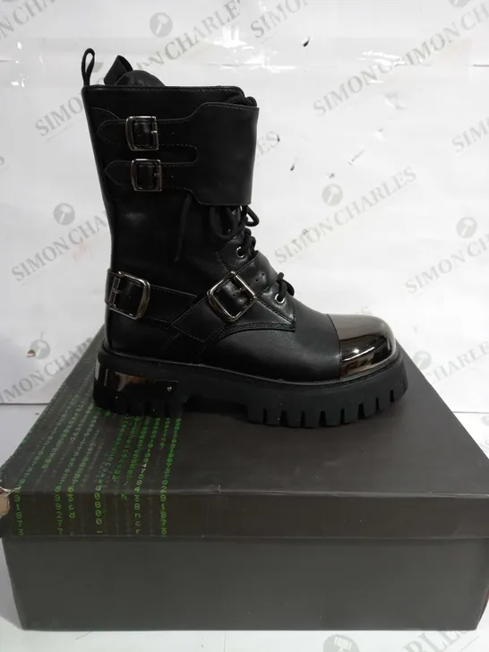 BOXED PAIR OF KOI FOOTWEAR DESOIATION GUNMETAL COMBAT BOOTS - SIZE 4