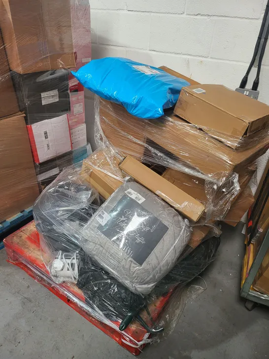 PALLET OF APPROXIMATELY 15 ITEMS TO INCLUDE