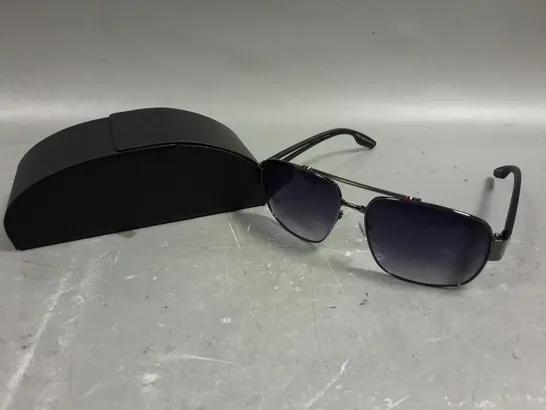 PRADA BLACK FRAMED LOGO SUNGLASSES 