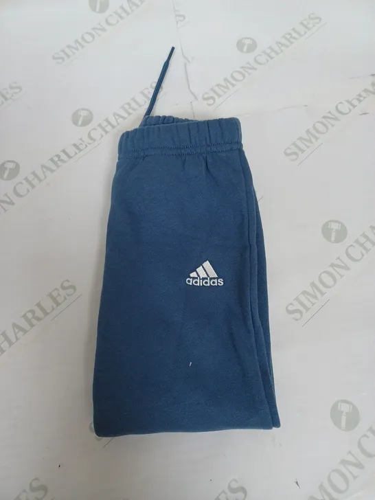 ADIDAS LOGO TRACKSUIT BOTTOMS SIZE 2-3 YEARS