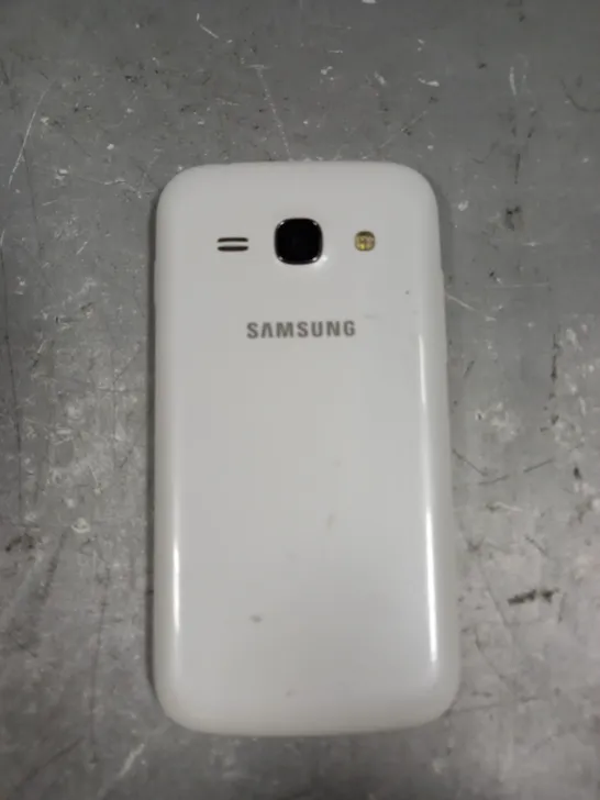 SAMSUNG GALAXY ACE 3 (GT-S7275R)