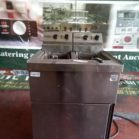 COMMERCIAL PARRY DOUBLE DEEP FAT FRYER 