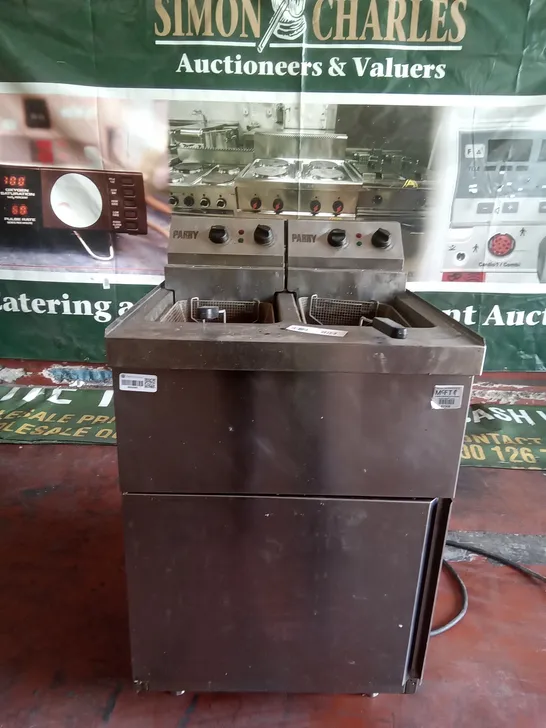 COMMERCIAL PARRY DOUBLE DEEP FAT FRYER 