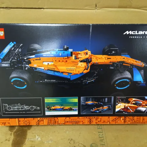 LEGO TECHNIC MCLAREN FORMULA 1 RACE CAR SET 