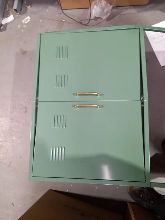 BUNDLEBERRY METAL STORAGE LOCKER