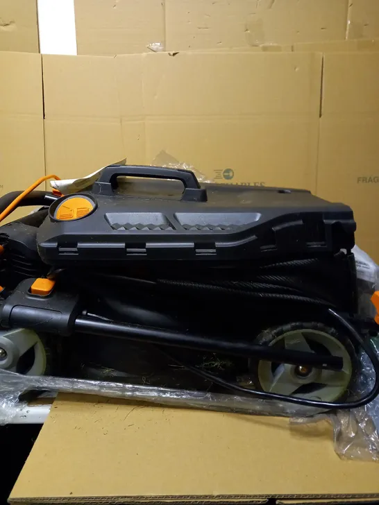 WORX 34CM CORDLESS LAWNMOWER