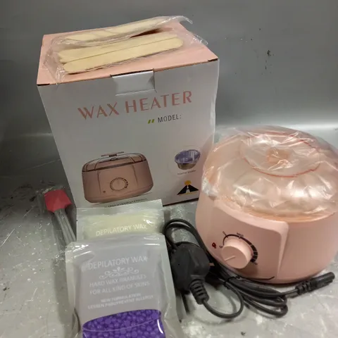 BOXED ELECTRIC WAX HEATER WITH ACCESSORIES 