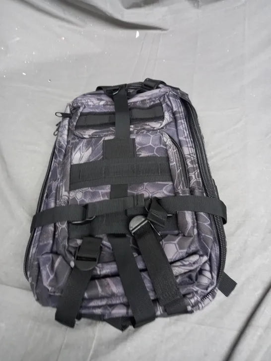 TRAVELING TACTICAL BACKPACK