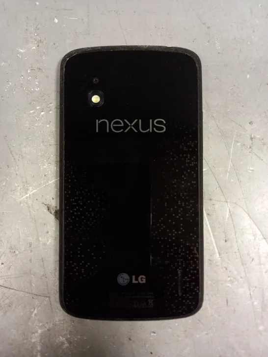 LG NEXUS 4 SMARTPHONE 