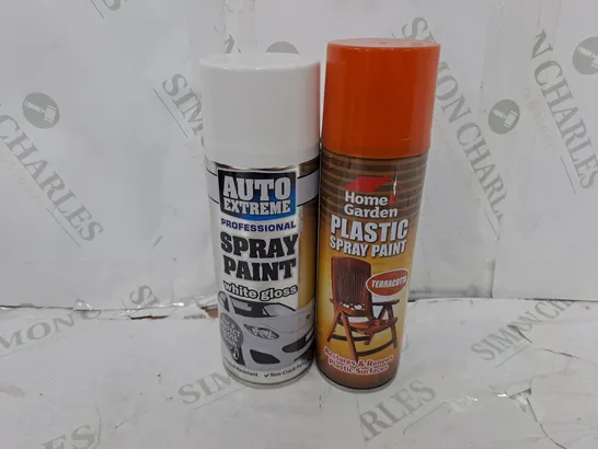 45 ASSORTED AEROSOLS TO INCLUDE AUTO EXTREME PROFESSIONAL SPRAY PAINT IN WHITE GLOSS (400ml), HOME GARDEN PLASTIC SPRAY PAINT IN TERRACOTTA (300ml) - COLLECTION ONLY