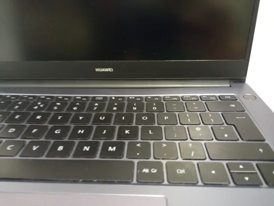 HUAWEI WAQ9AR/256GB LAPTOP 