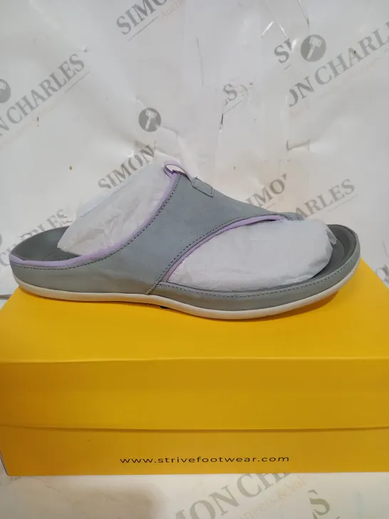 BOXED STRIVE GREY PURPLESTRIPE SANDALS SIZE 6