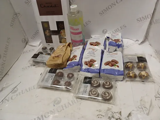 LOT OF ASSORTED FOOD AND DRINK ITEMS TO INCLUDE HOTEL CHOCOLAT, THORNTONS AND WILLPOWDER